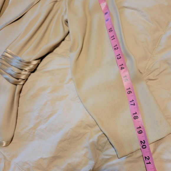 R.J. & CO vintage women's Tan satin trim pants suit 3 piece set size 8 - Picture 5 of 16